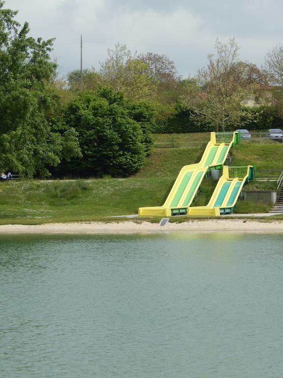 Camping Du Moulin Hotel Meyrieu-les-Etangs Zewnętrze zdjęcie